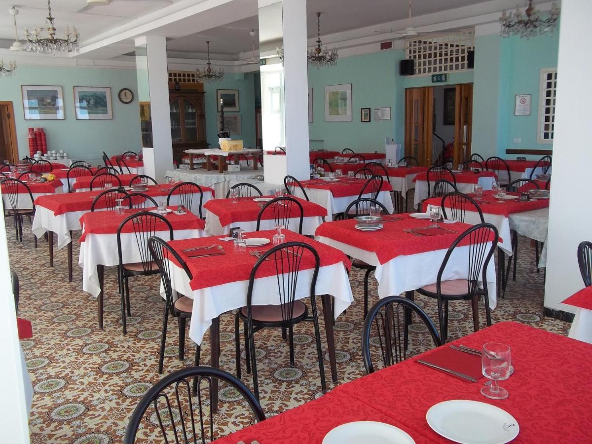Hotel Italia 세니갈리아 외부 사진
